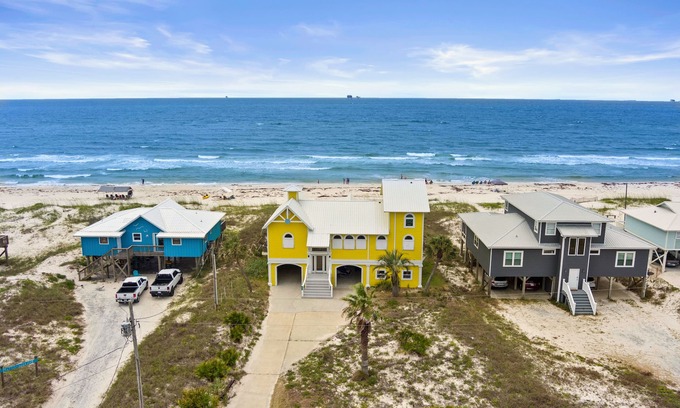 Southpointe House | Luxury BEACH FRONT Home - Available August 9 - 15! - Beautiful Views