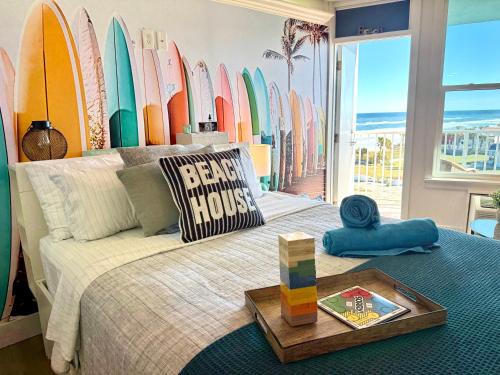 Daytona Beach Apartment | Luxury Beachfront Studio - Private Balcony with Ocean View - Heated Pool - Hot Tub - Tiki Bar - Sauna