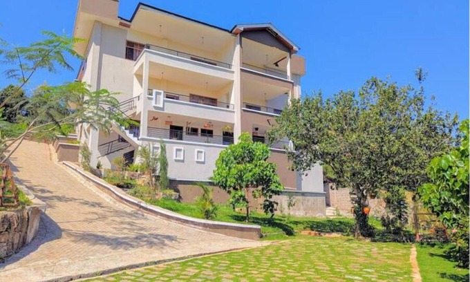 Ongata Rongai Cabin | Luxury Double Room in Karen Nairobi