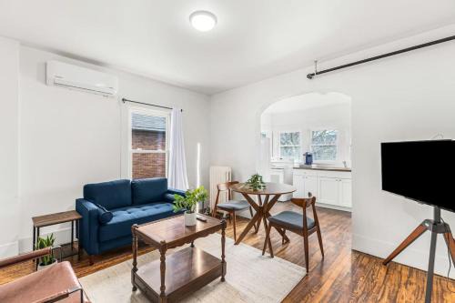 Detroit Apartment | Luxury Holbrook Apartment
