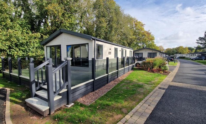 Paignton Ski Chalet | Luxury Lodge @ Hoburne Devon Bay
