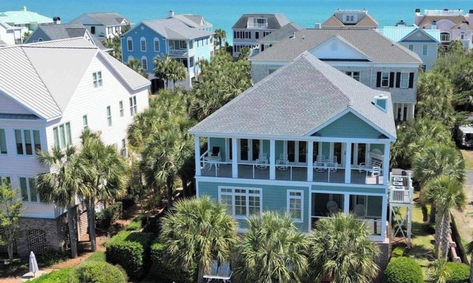 Litchfield by the Sea House | Luxury marsh front home offering both beach and marsh