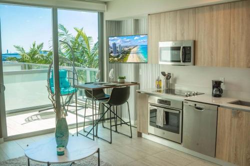 Northeast Miami Apartment | Luxury Oceanview Studio at Miami Design District
