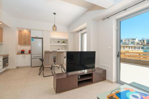 Kinosargous Apartment | Luxury penthouse near Acropolis