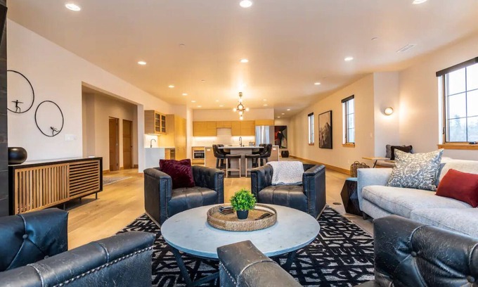 Whitefish Condo | LUXURY Penthouse w/hot tub overlooking Whitefish, close to Glacier. 3/3.5bath