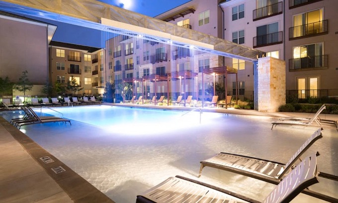 North Burnet Apartment | Luxury Style Retreat