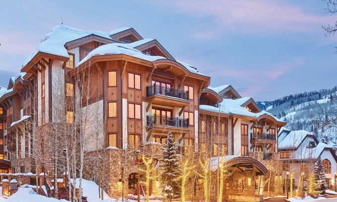 Vail Resort | Luxury Suite for Groups w/Private Bathrooms & Well-Appointed Living Area