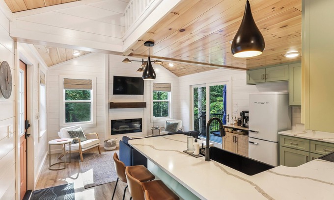 Luray House | Luxury Tiny Home - Shenandoah - Concierge Services