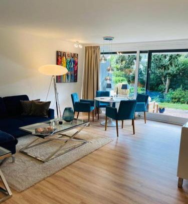 Scharbeutz Apartment | Luxus Ferienwohnung in Scharbeutz mit Garten