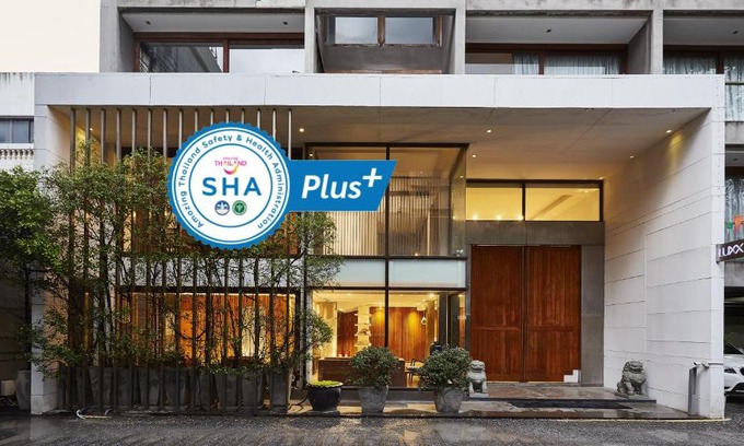 Chidlom Hotel | LUXX Langsuan Hotel - SHA Plus