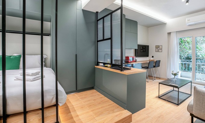Pangrati Apartment | Lyndon Deluxe Studio Athens Escape
