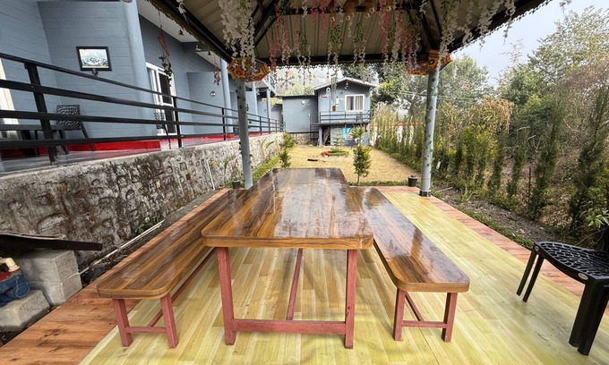 Nainital Hotel | Maakot Homestay