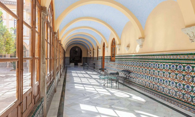 Granada City Center Hotel | Macià Monasterio de los Basilios Hotel