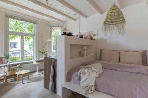 Bergen Apartment | Magnolia Tree