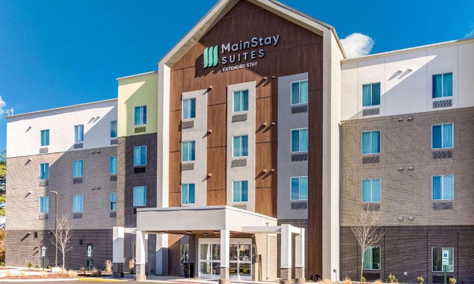 Murfreesboro Hotel | MainStay Suites Murfreesboro