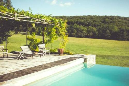Felines-sur-Rimandoule House | MAISON 8 à 10p, piscine, parc, campagne sans voisin en Drôme provençale