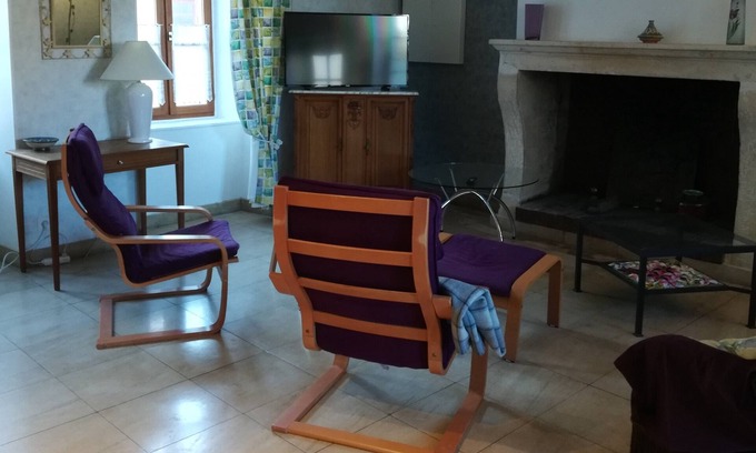 Precy-le-Sec House | Maison de Village Agréable à Vivre
