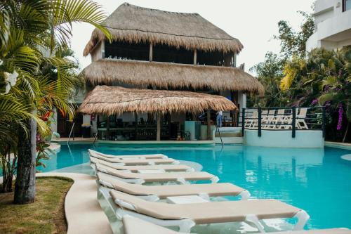 La Veleta Apartment | Mak Nuk Village - Clothing Optional