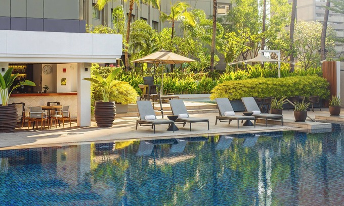 Urdaneta Hotel | Makati Shangri-La, Manila