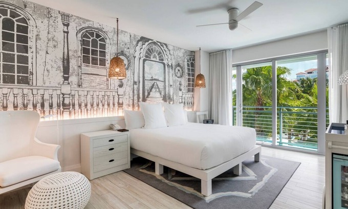 Nassau Hotel | Make Your Trip More Enjoyable! Pools and Water Park, Pet-friendly Property!