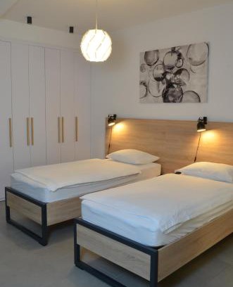Osijek Apartment | MAKS Osijek Center, self check in, free parking
