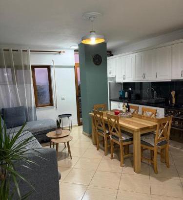 Golem Apartment | Mali i Robit SeaView Apartment