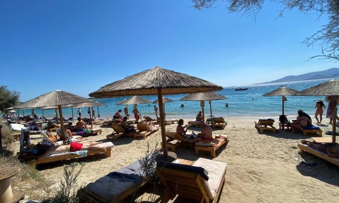 Agia Anna Hotel | Manios Suites