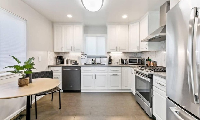 Edgemar - Pacific Manor House | @ Marbella Lane - Captivating Home in Pacifica