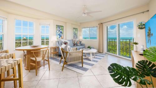 Tavernier House | Marina and Ocean View 2 Bed 2 Bath End Unit 4201