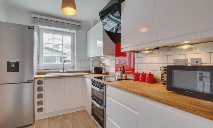Seafront Apartment | Marina Central - Two Bedroom Apartment, Sleeps 4