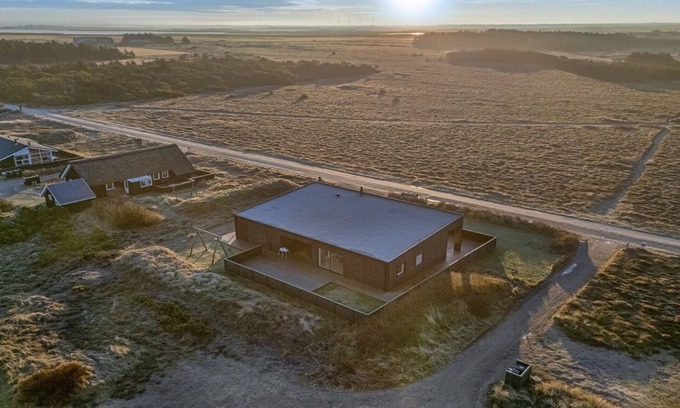 Bjerregard Strand House | "Marius" - 400m from the sea by Interhome