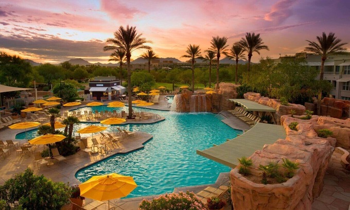 Desert Ridge Resort | Marriott Canyon Villas - 2 Bedroom Unit - Sleeps 8