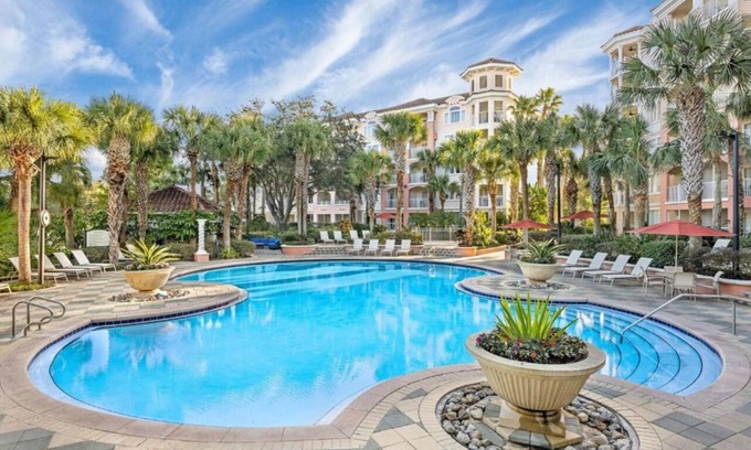 Williamsburg Resort | Marriott's Grande Vista ResortnShort drive to Disney World and Universal Studios