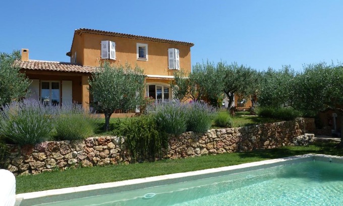 Cotignac Bed & Breakfast | Mas de l'Olivette