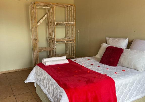 Mozambique House | Matola river Hotel
