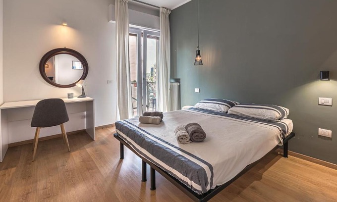 Dergano Apartment | Max's House