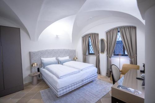 Innenstadt Hotel | Maxim Suites by Elias Holl