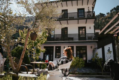 Berat Hostel | Maya
