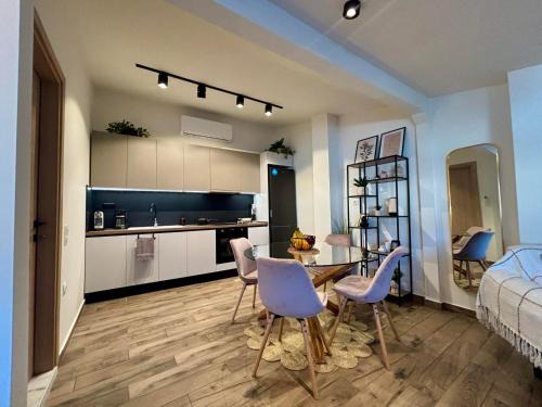 Nea Moudania Apartment | Maya Suites N.Moudania