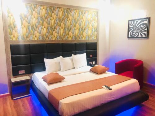 Ikeja Hotel | Mayor's & Diplomat Suite - GRA