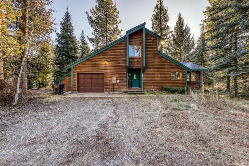 McCall House | McCall Cozy Cabin