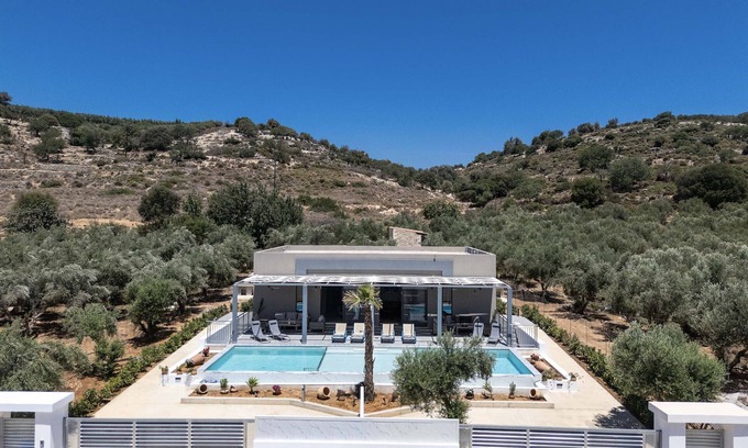 Roumeli Villa | Me and You Villas