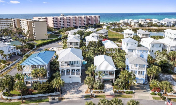 Holiday Isle House | Melrose Place|Private Community Beach Access|Private Pool in Destin Pointe