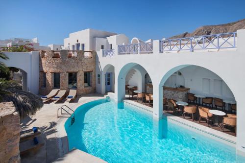 Perissa Apartment | Meltemi Suites