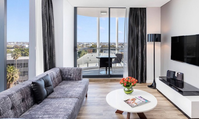 Mascot Apartment | Meriton Suites Mascot Central