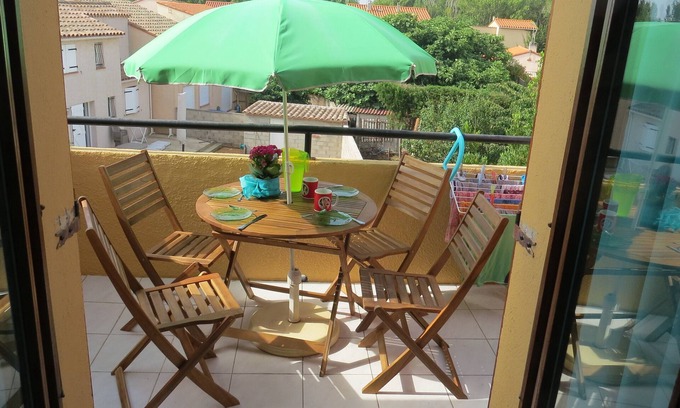 Sainte-Marie-la-Mer Apartment | Mezzanine apartment, luxurious with all comfort, 100 m from the beach in peacefu