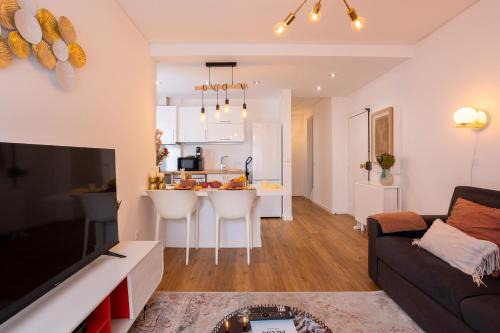 Cascais Apartment | MHouse lease Cascais Av 25 Abril