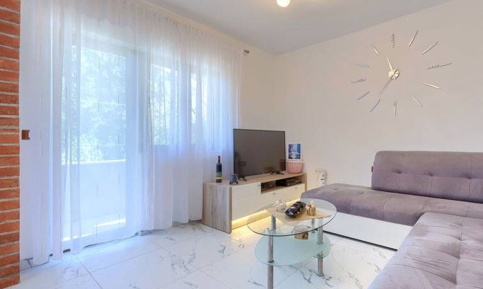 Rezanci House | Mia