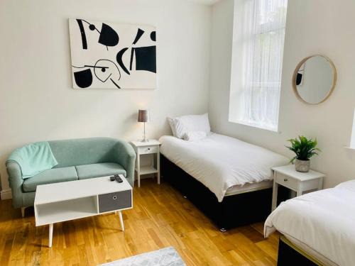 Welford Apartment | Midland Apartment- Studio