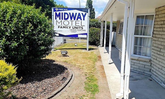 Fenton Street Hotel | Midway Motel Rotorua